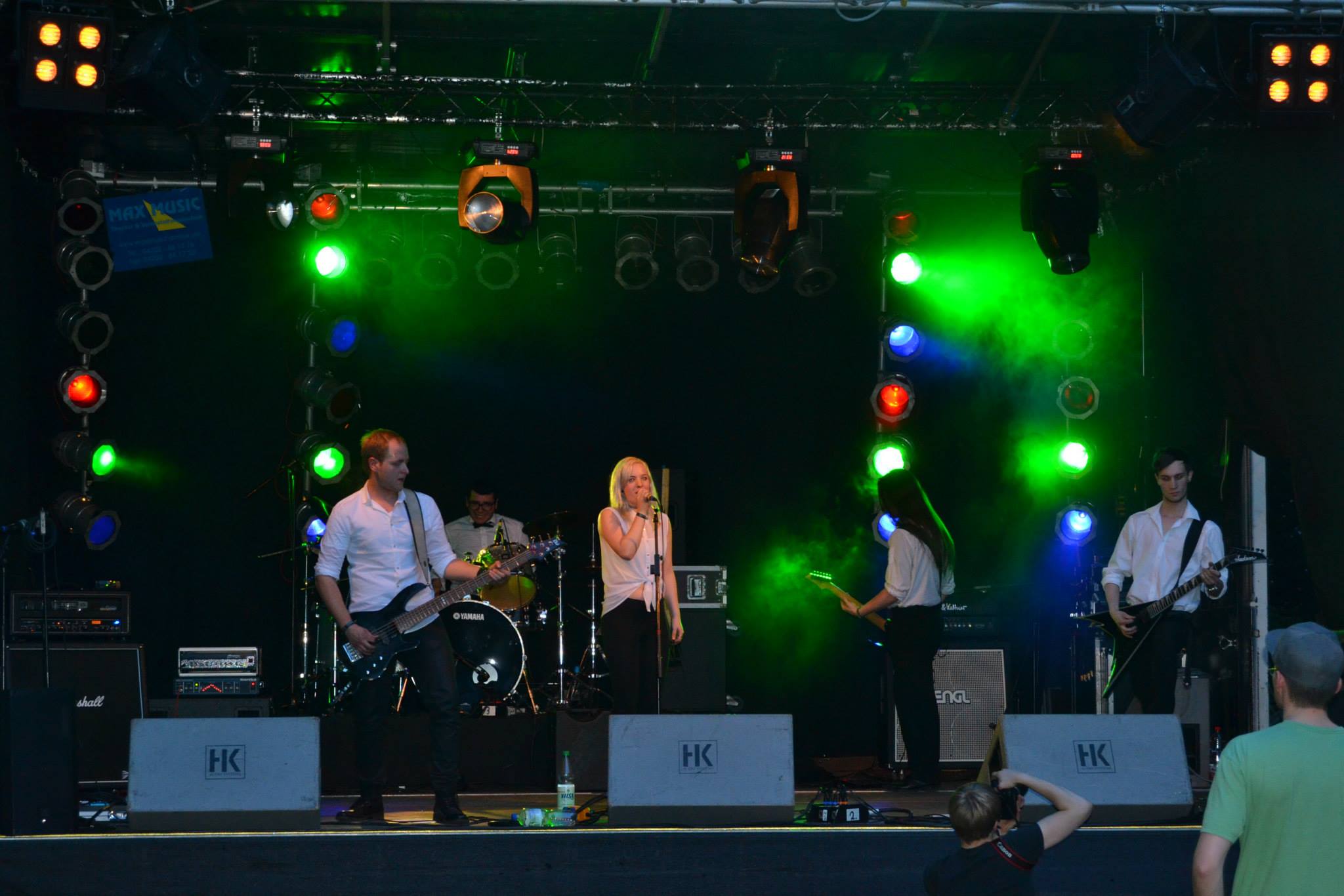 Read more about the article Band Contest